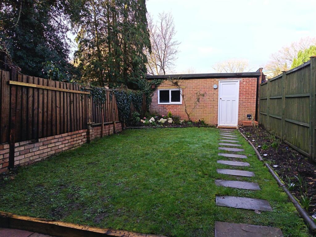 Additional image 16 of Pooleys Lane, Welham Green