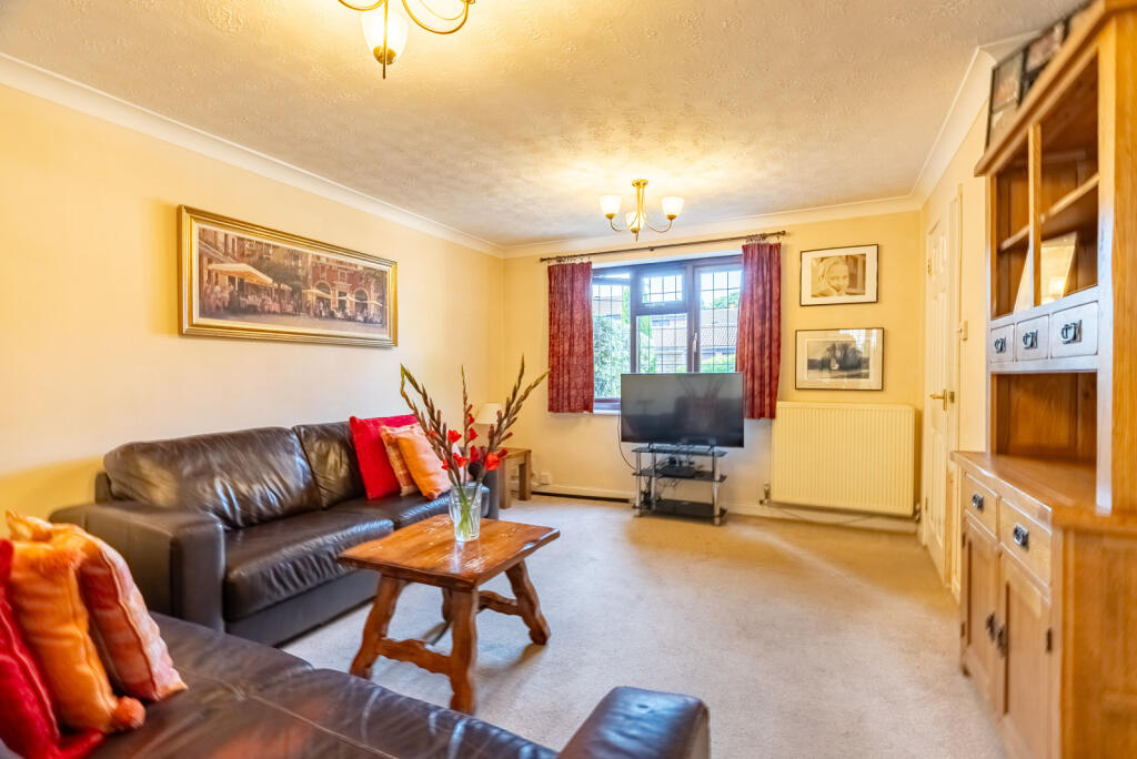 Additional image 4 of Regent Close, St. Albans, Hertfordshire, AL4