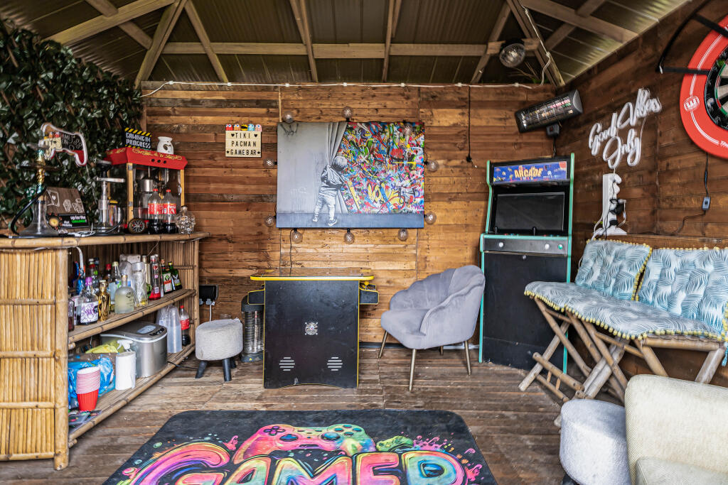 Additional image 21 of High Street, London Colney, St. Albans, AL2