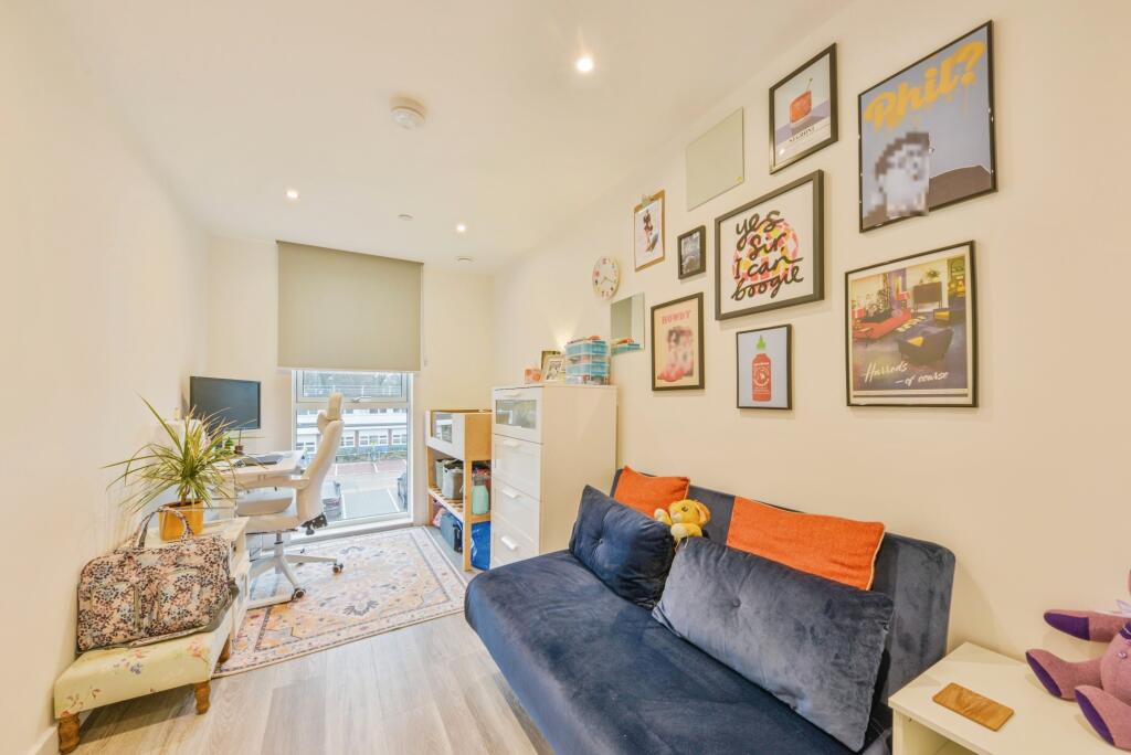 Additional image 12 of Town Centre, Hatfield, AL10