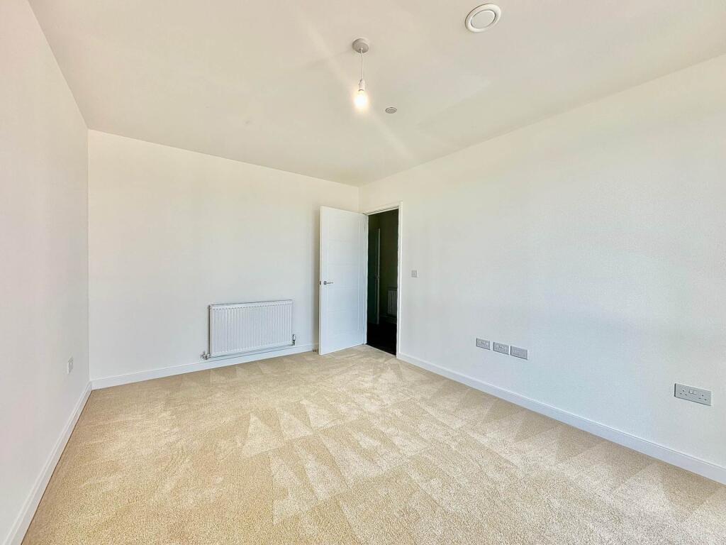 Additional image 8 of High View, Hatfield AL10
