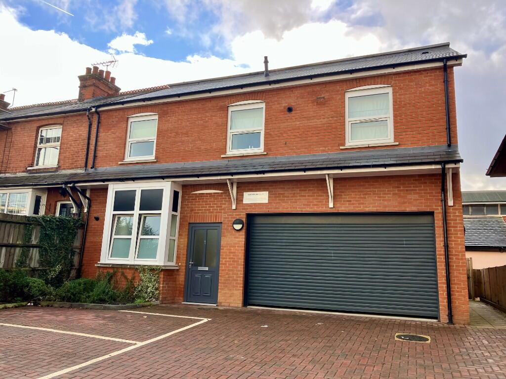 High Street, London Colney, St. Albans, Hertfordshire, AL2