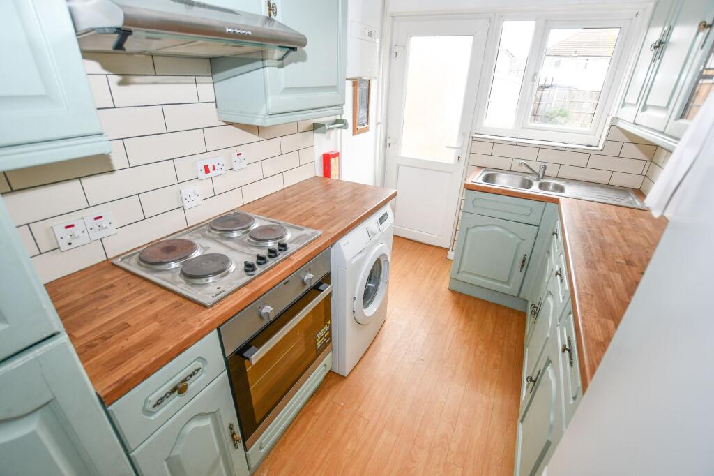 Additional image 10 of Harvey Road, London Colney, AL2