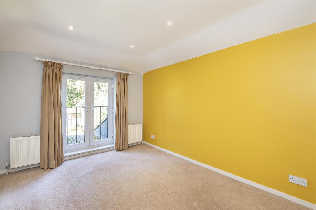 Additional image 7 of Park Rise, Harpenden