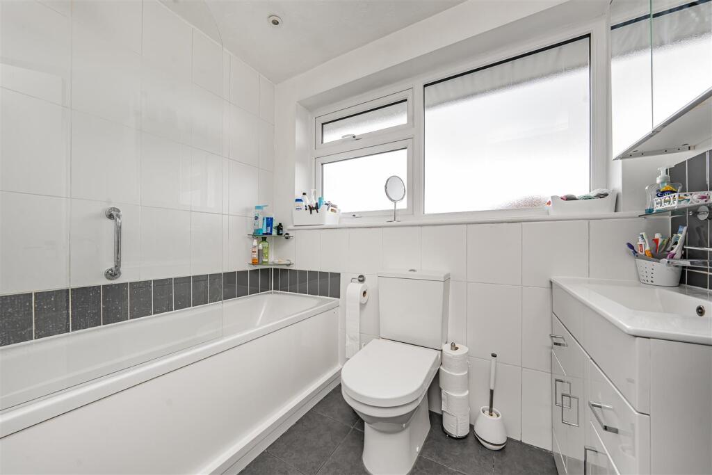 Additional image 11 of Wood End, Park Street, St. Albans