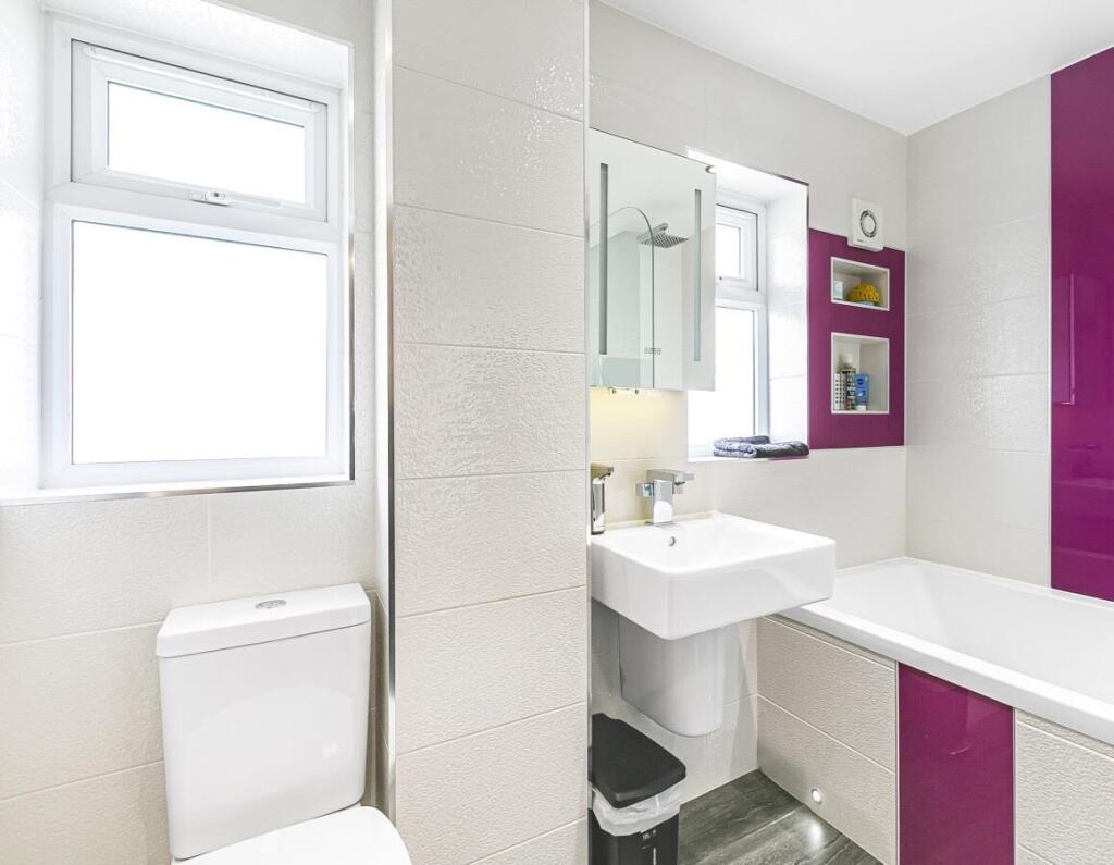 Additional image 8 of Puttocks Drive, Welham Green