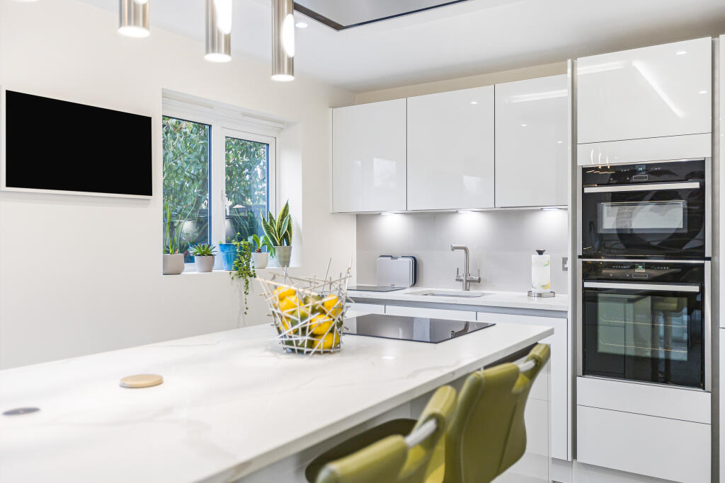 Additional image 5 of Bluebell Way, Hatfield, Hertfordshire, AL10