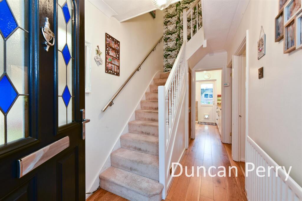 Additional image 8 of Pooleys Lane, Welham Green