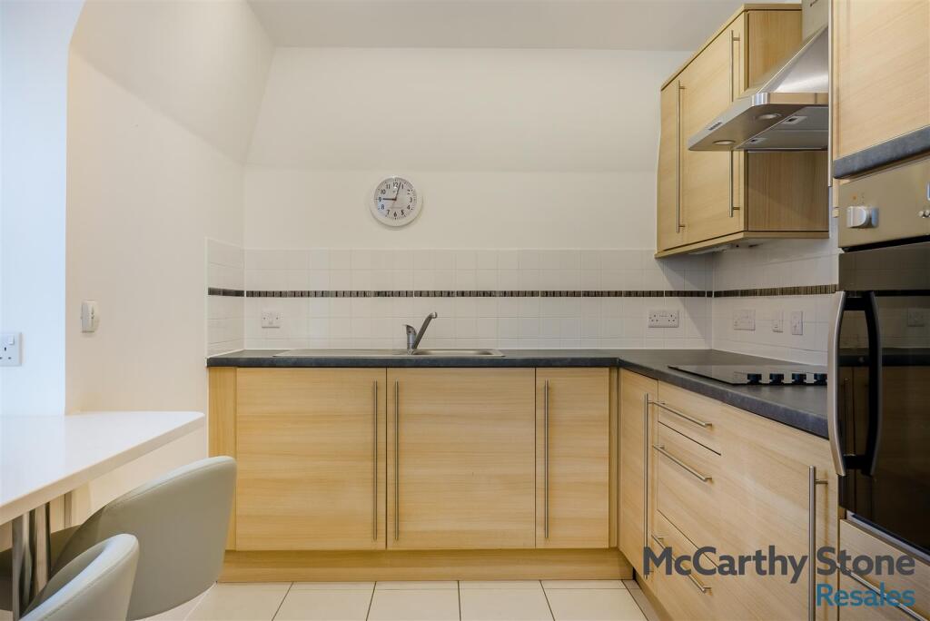 Additional image 9 of Peel Court, College Way, Welwyn Garden City, Hertfordshire, AL8 6DG