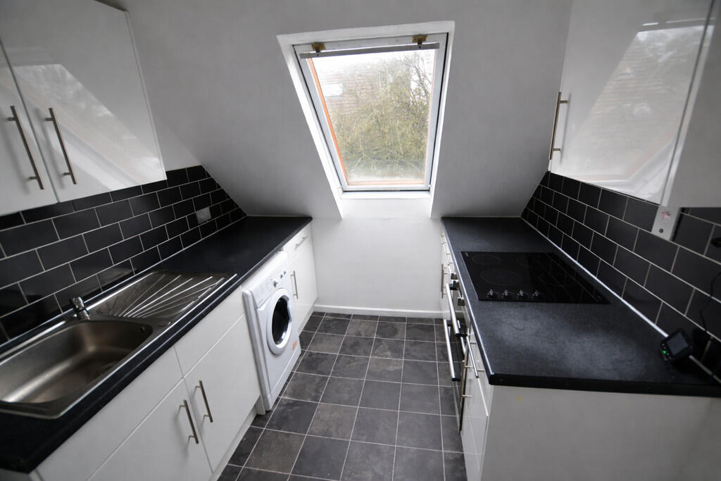 Additional image 2 of Redhall Close