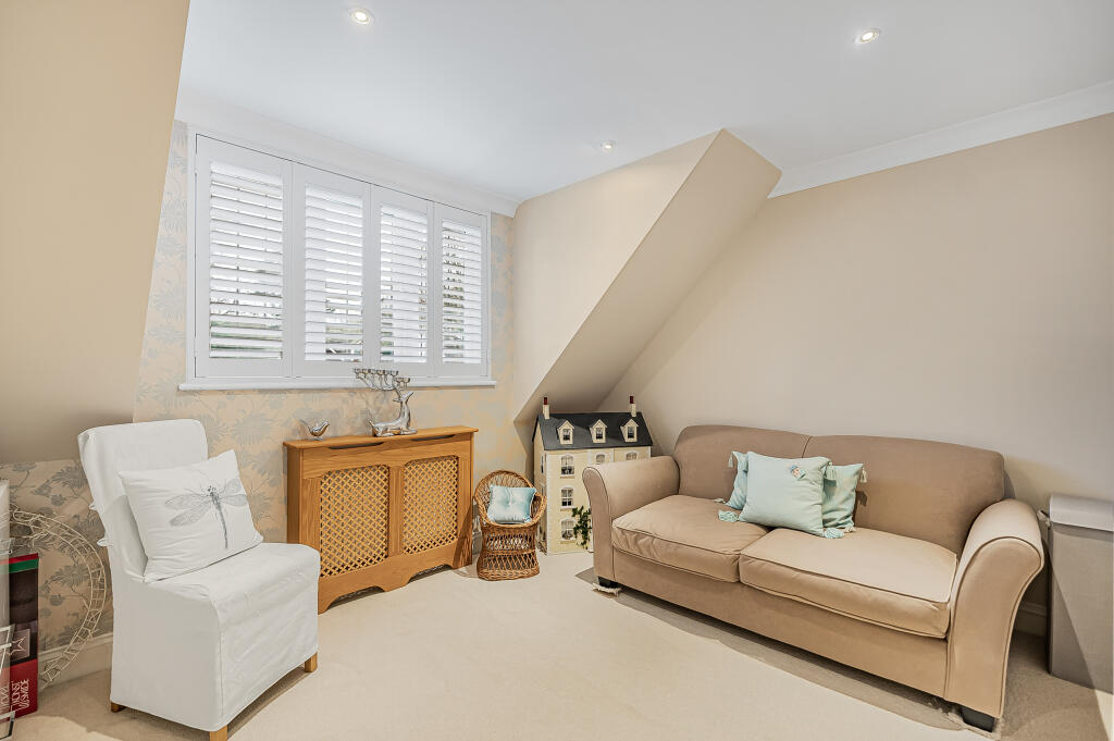 Additional image 23 of The Drive, Welwyn, Hertfordshire, AL6