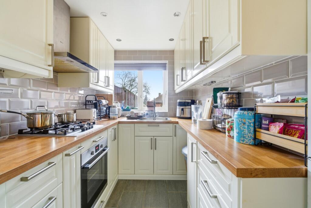 Additional image 3 of Meadow Close, London Colney, St. Albans, Hertfordshire, AL2