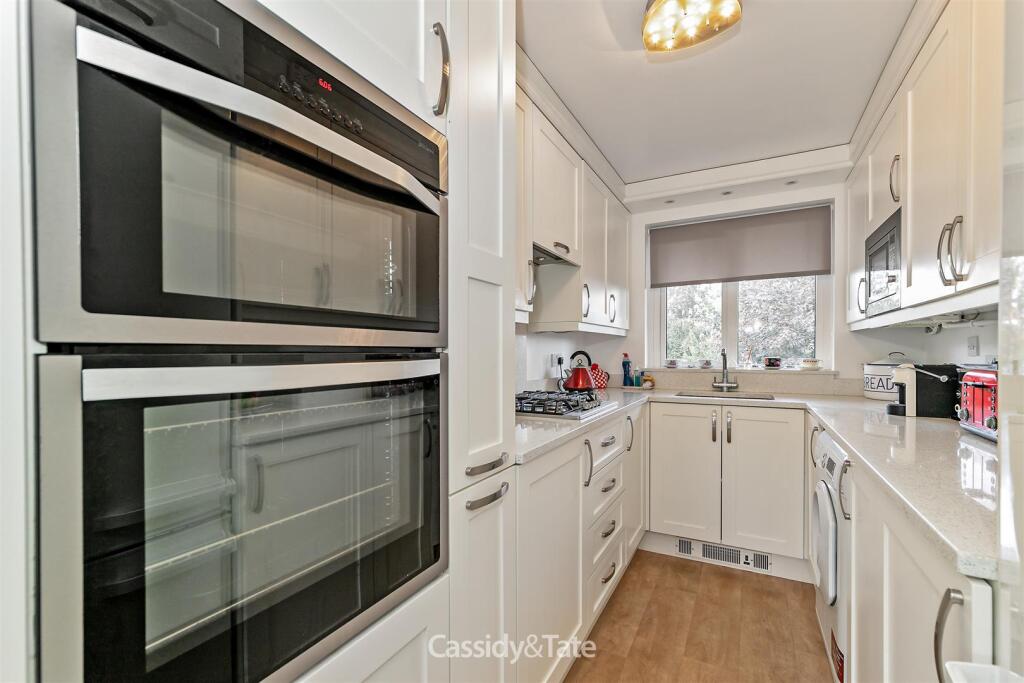 Additional image 6 of 12 Heritage CloseSt AlbansHertfordshire