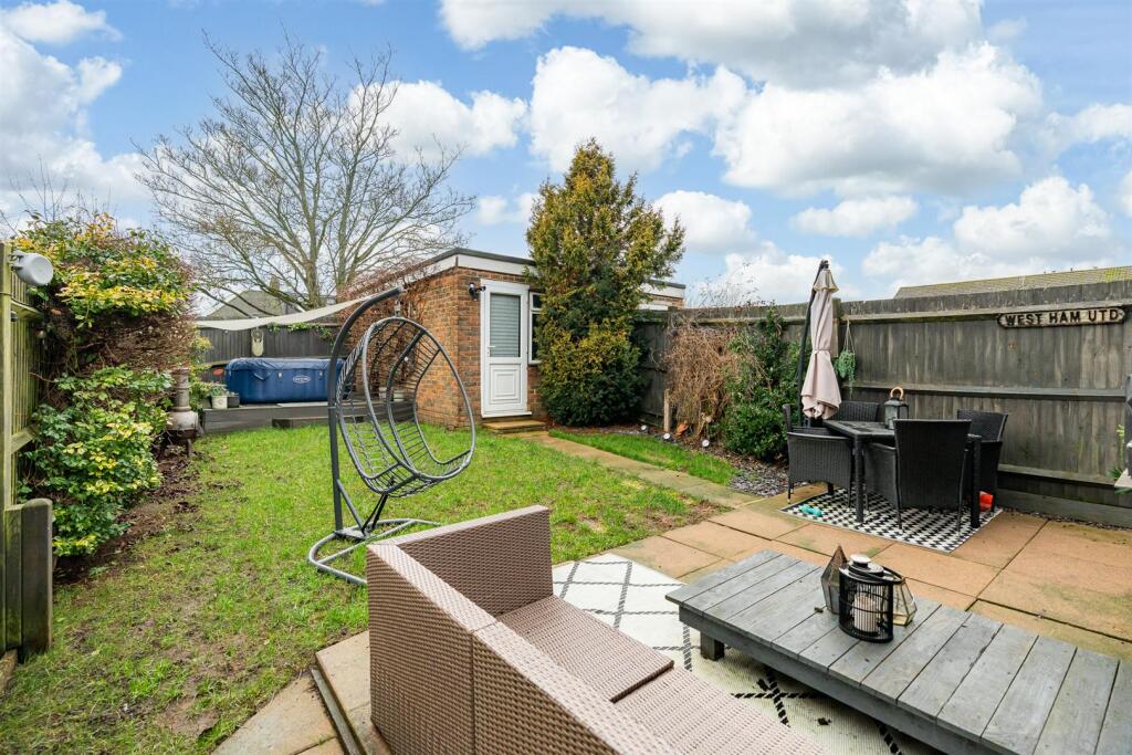 Additional image 21 of Harwood Close, Tewin