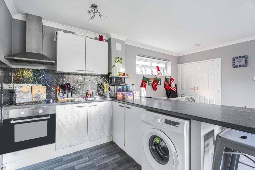 Additional image 3 of Ribbledale, London Colney, St. Albans, Hertfordshire, AL2 1TD