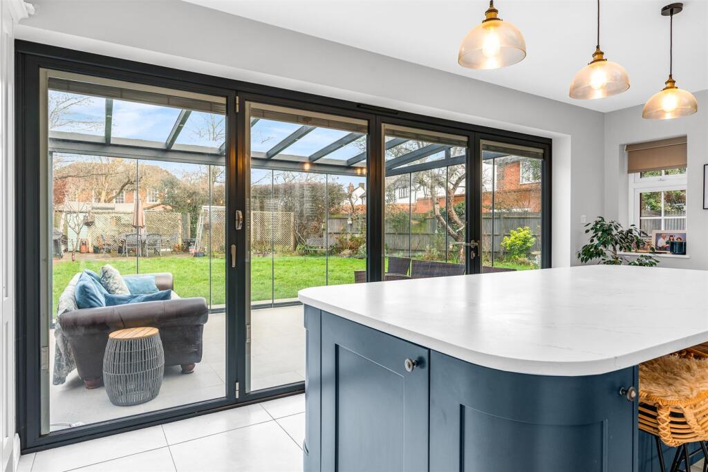 Additional image 35 of Youngs Rise, Welwyn Garden City