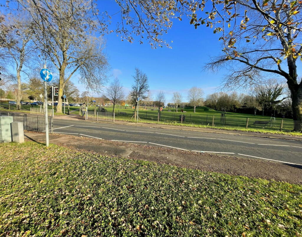 Additional image 33 of Tippendell Lane, St. Albans, AL2 3HL