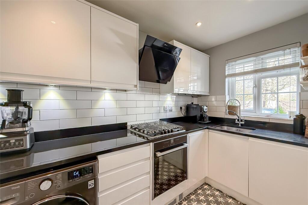 Additional image 2 of Starlight Way, St Albans, Hertfordshire, AL4