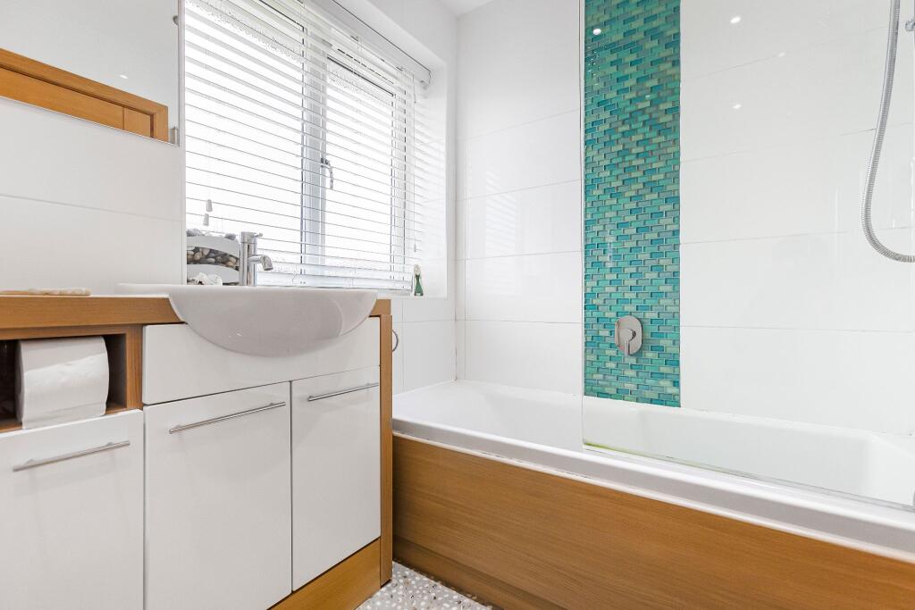 Additional image 12 of Peplins Way,Brookmans Park , AL9