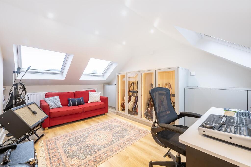 Additional image 7 of Waddling Lane, Wheathampstead