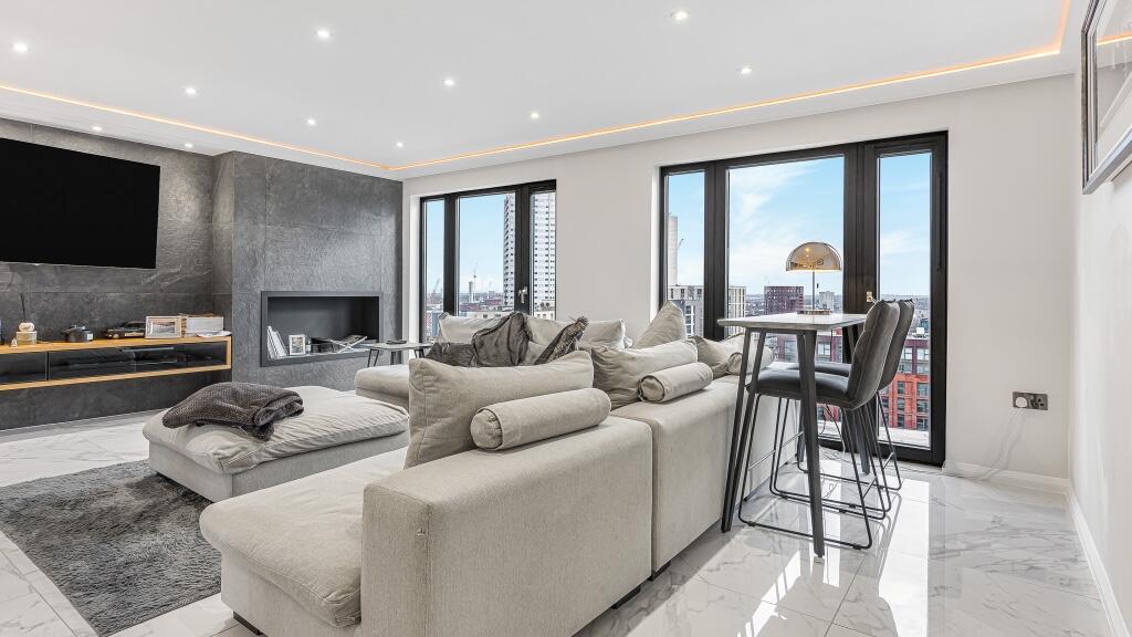 Additional image 4 of Royal Arch Apartments, Mailbox, Wharfside Street, Birmingham, B1