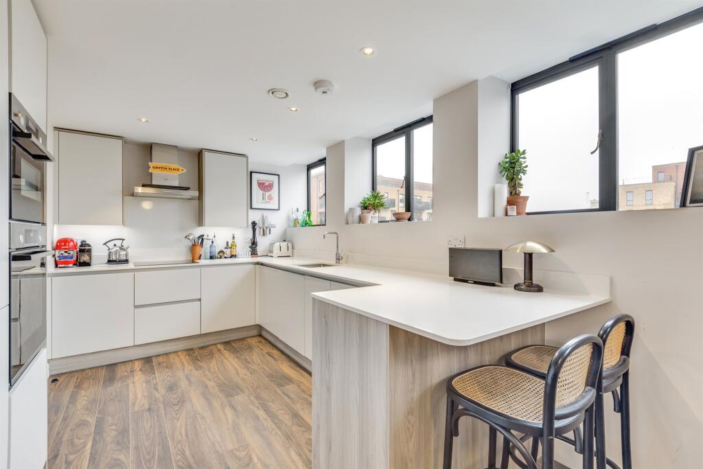 Additional image 5 of Broadwater Road, WELWYN GARDEN CITY