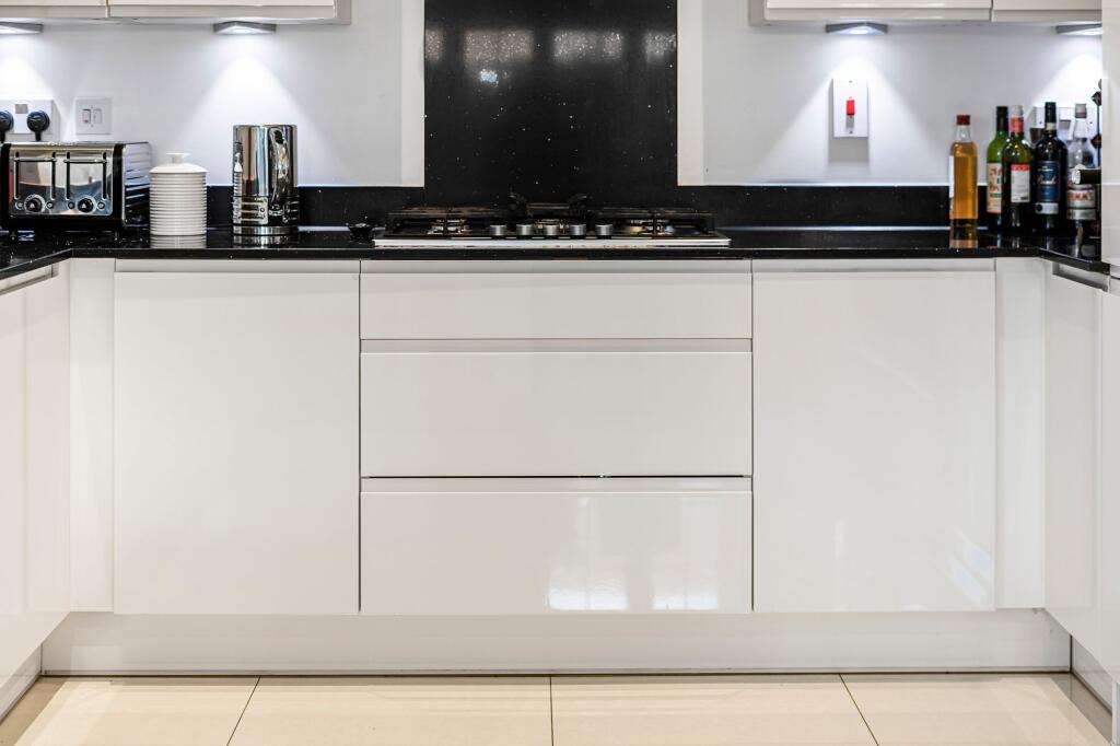 Additional image 15 of Mortimer Crescent, Kings Park, AL3