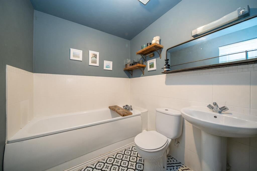 Additional image 13 of Kennedy Close, London Colney