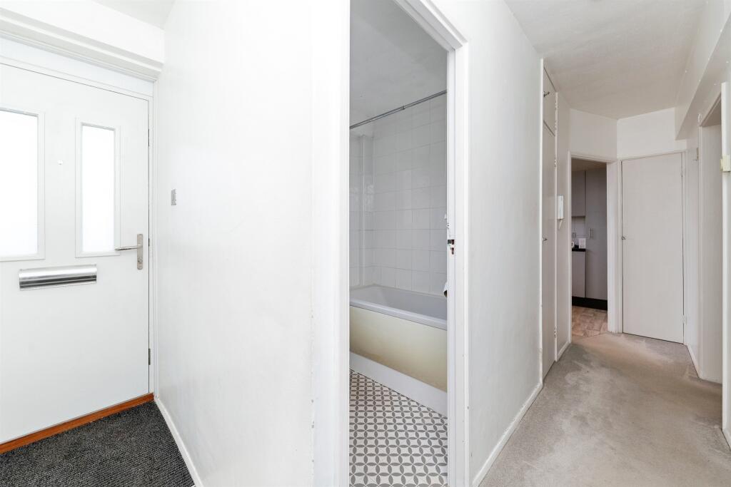 Additional image 15 of Windsor Road, Welwyn