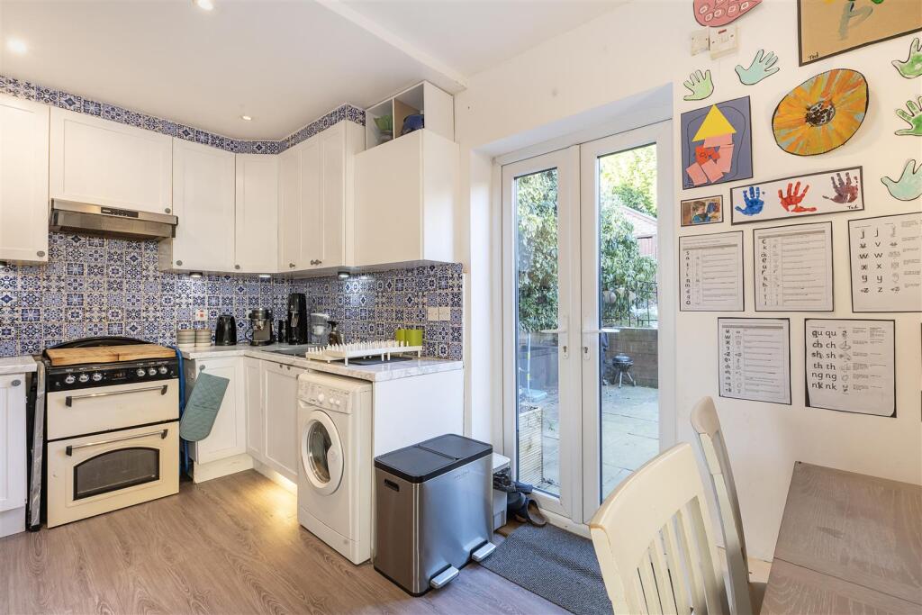 Additional image 2 of Masefield Road, Harpenden