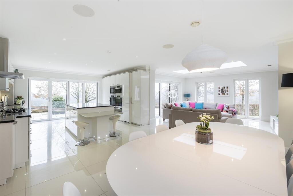 Additional image 6 of Hammondswick, Harpenden