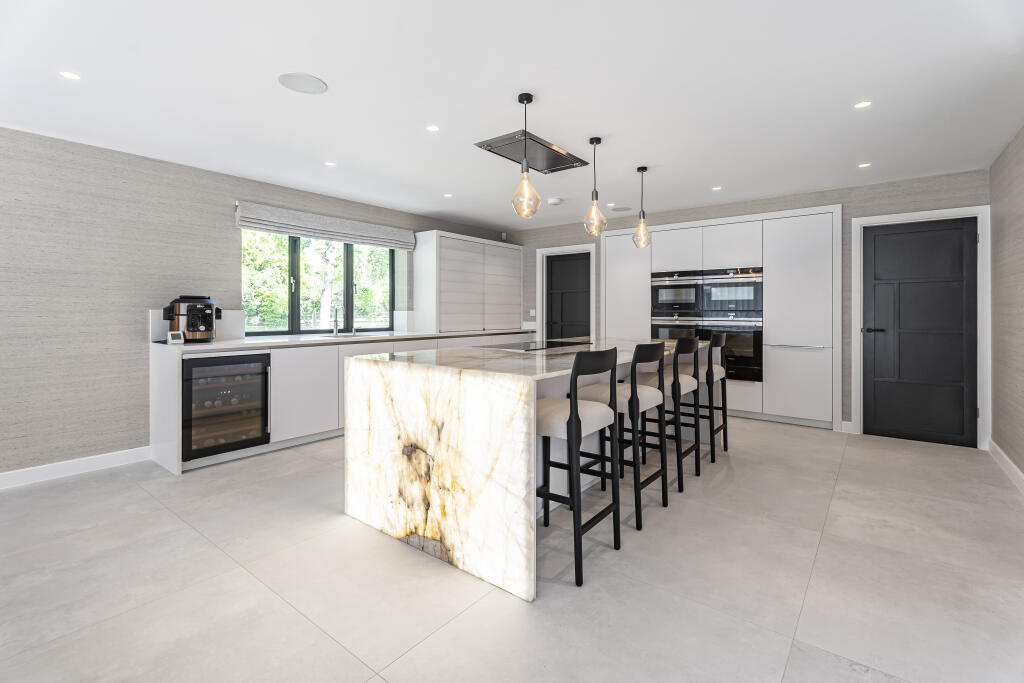 Additional image 4 of Orchard Road, Tewin, Welwyn, AL6