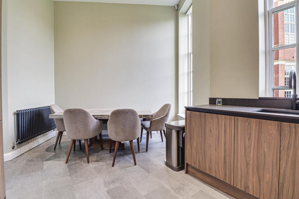 Additional image 15 of Beningfield Drive, London Colney, AL2