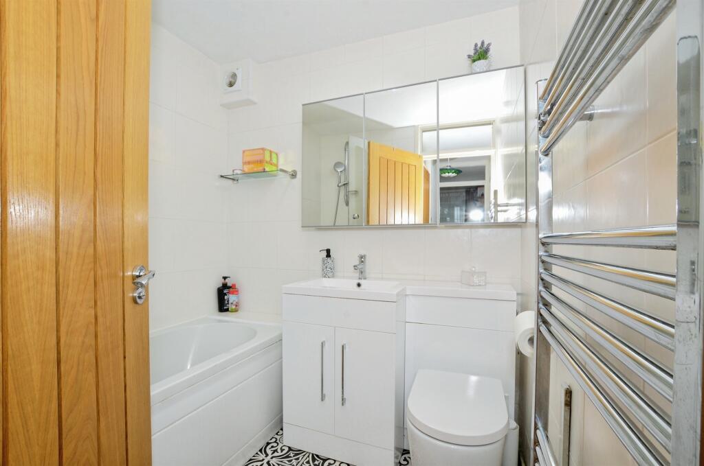 Additional image 10 of Lea Walk, Harpenden