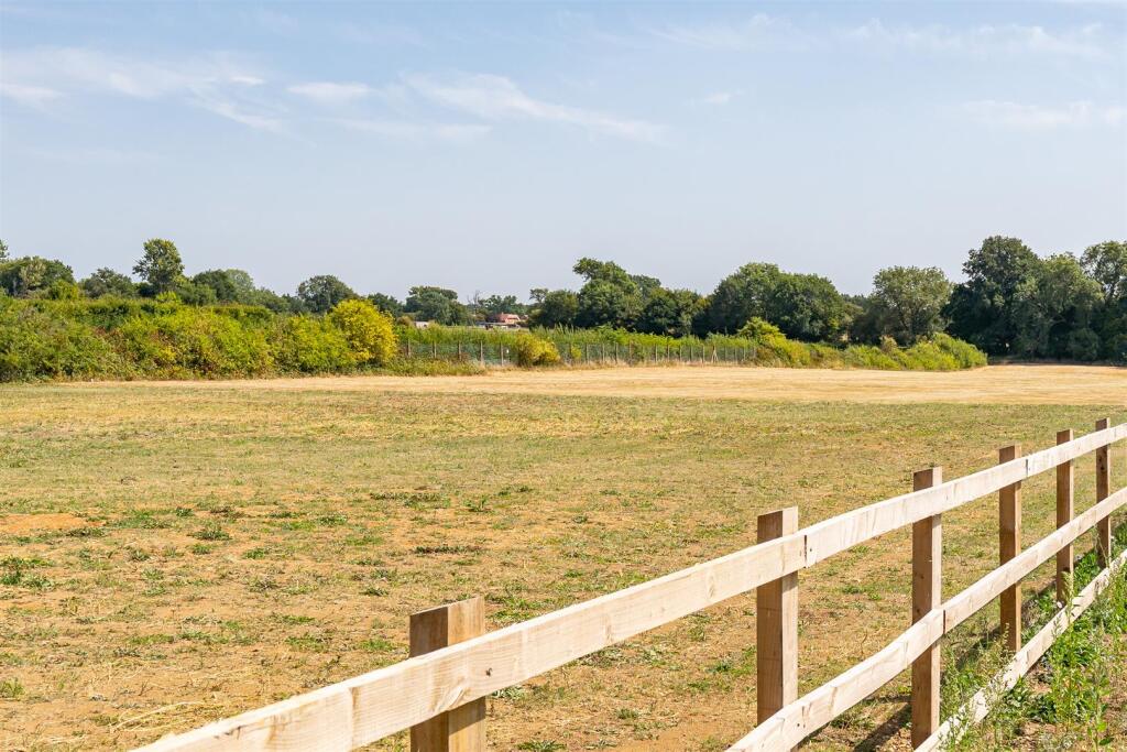 Additional image 36 of Rabley Heath Road, Welwyn