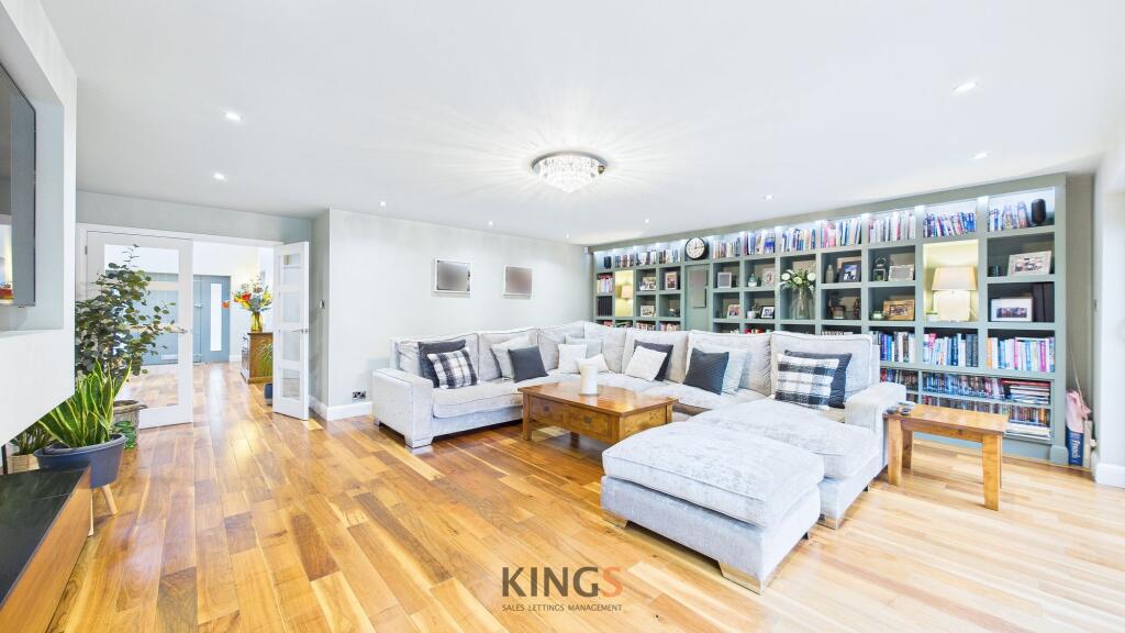 Additional image 15 of Upland Drive, Brookmans Park, AL9