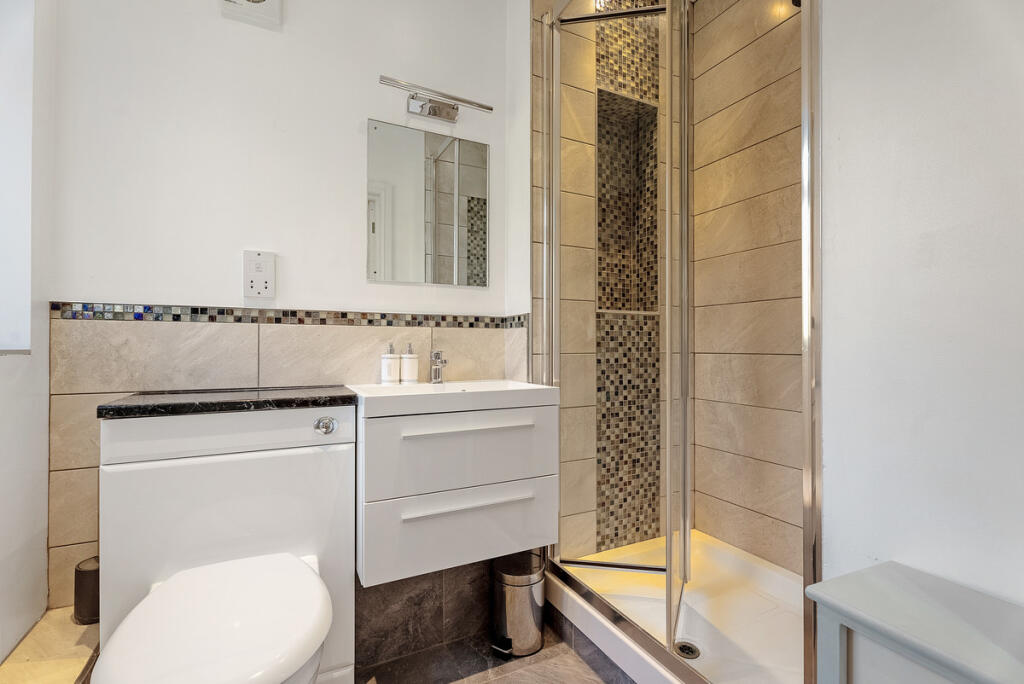 Additional image 29 of Pine Grove, Brookmans Park, AL9