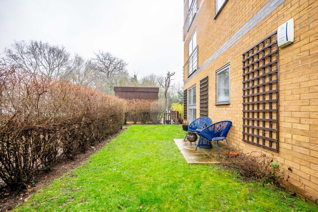 Additional image 21 of Astwick Manor, Coopers Green Lane, Hatfield, Hertfordshire, AL10