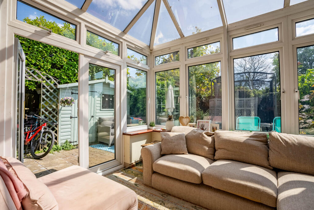 Additional image 10 of Clarence Road, Harpenden, Hertfordshire, AL5