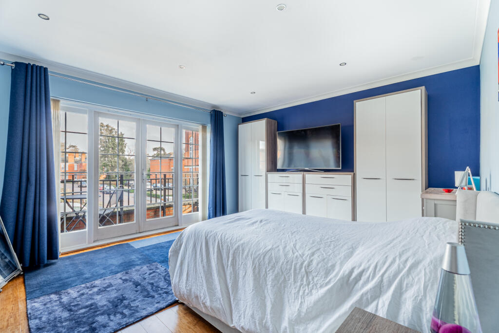 Additional image 9 of Beningfield Drive, London Colney, St. Albans, Hertfordshire, AL2