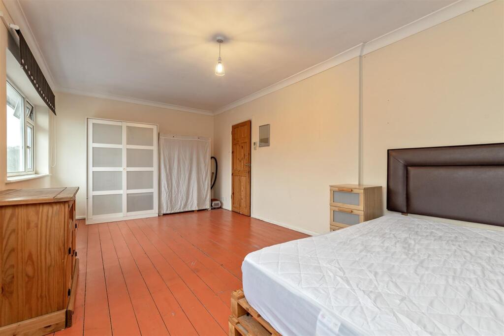 Additional image 11 of The Quadrant, St. Albans