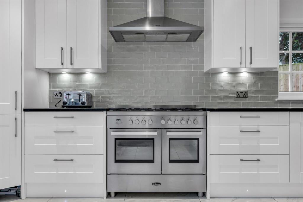 Additional image 10 of Hertford Road, Tewin