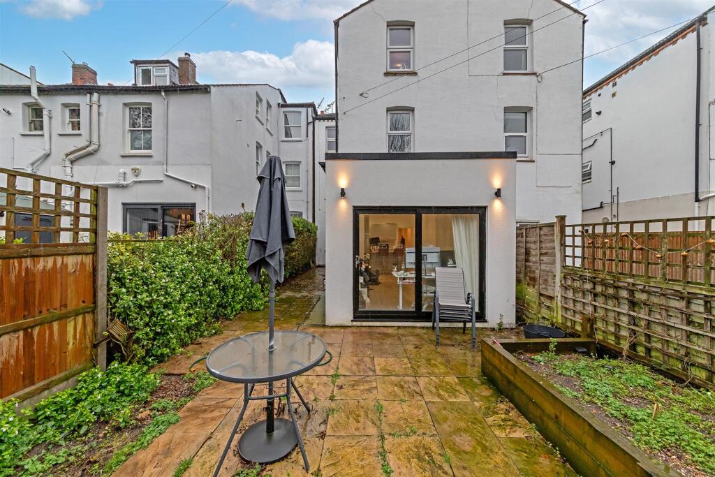 Additional image 9 of Hatfield Road, St. Albans