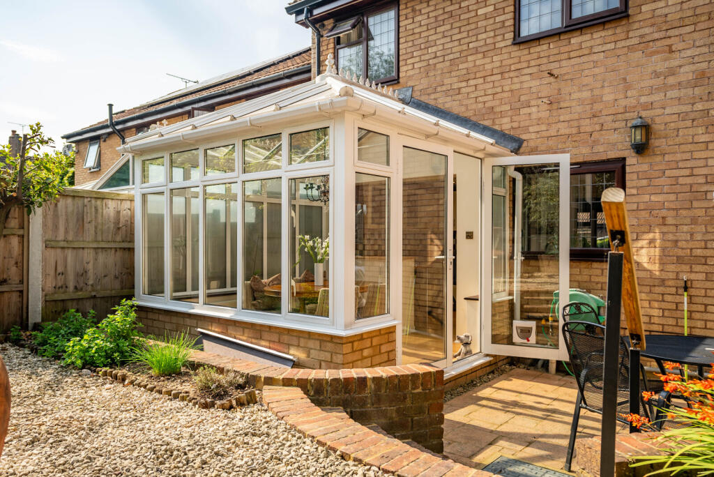 Additional image 15 of Regent Close, St. Albans, Hertfordshire, AL4