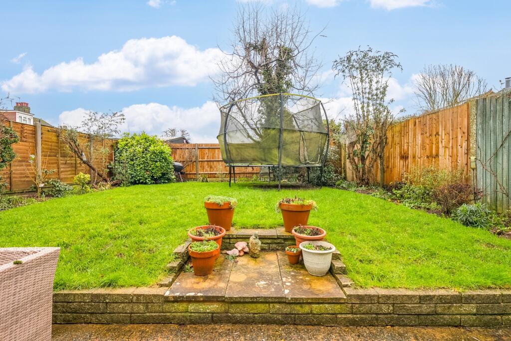 Additional image 18 of Harwood Close, Tewin, Welwyn, Hertfordshire, AL6 0LF