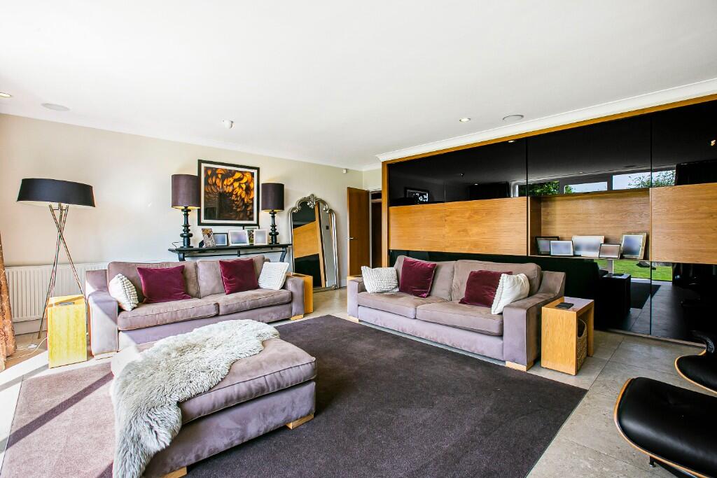 Additional image 11 of Truly distinctive family home, 1 Lamb Lane, Redbourn, AL3