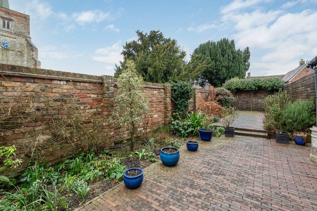 Additional image 23 of High Street, Flamstead, St. Albans, AL3