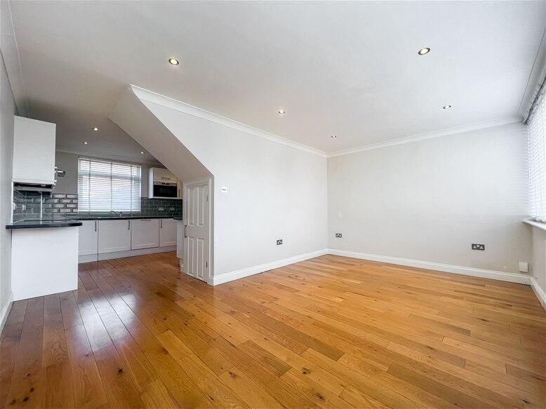 Additional image 4 of Arden Grove, Harpenden, AL5