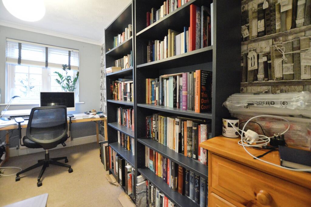 Additional image 6 of King Harry Lane, St Albans, AL3