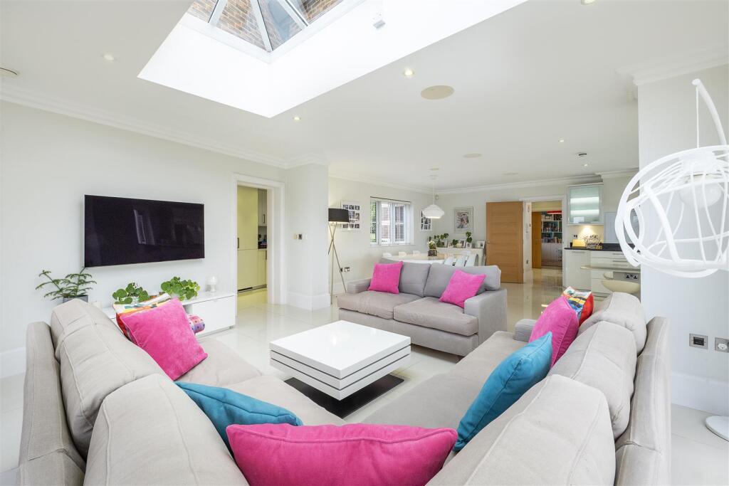 Additional image 3 of Hammondswick, Harpenden